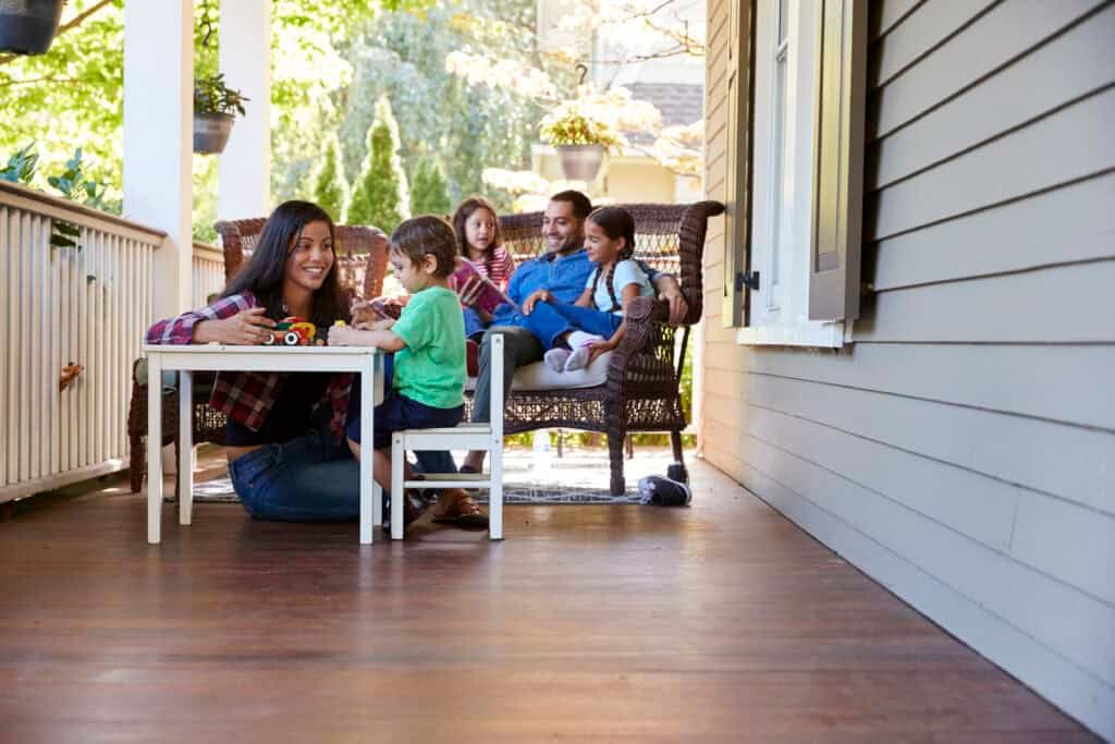 Best custom deck builder in Charlotte, NC.